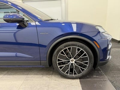2025 Porsche Macan Electric Turbo