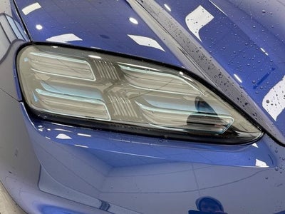 2025 Porsche Macan Electric Turbo