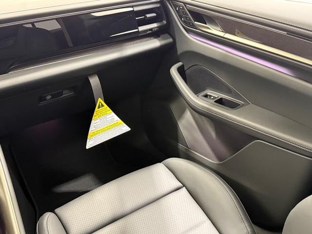 2025 Porsche Macan Electric Turbo