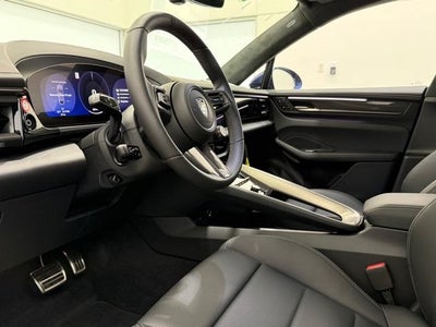 2025 Porsche Macan Electric Turbo