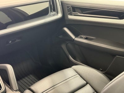 2024 Porsche Cayenne Coupe Base