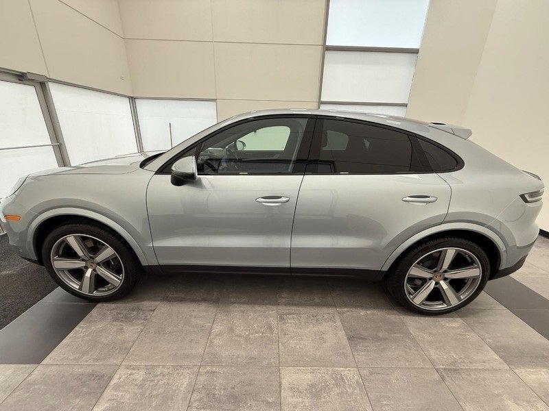2024 Porsche Cayenne Coupe Base