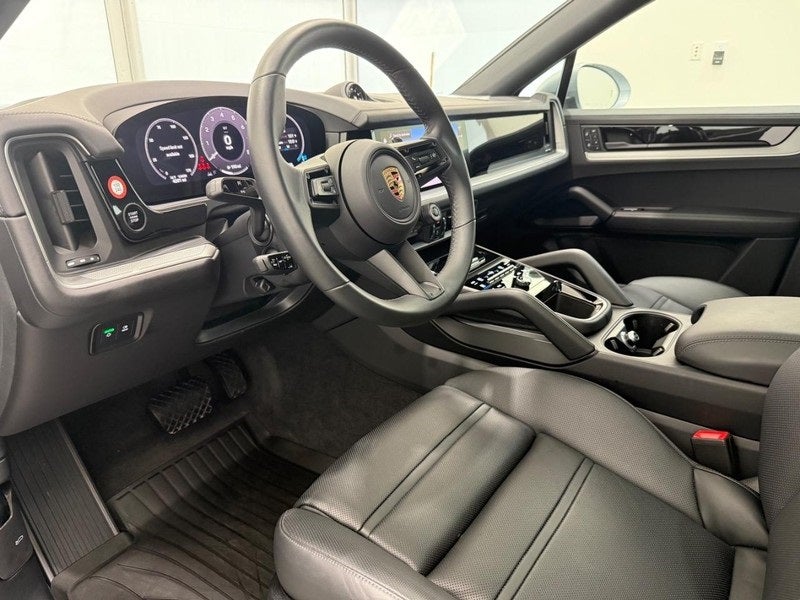 2024 Porsche Cayenne Coupe Base