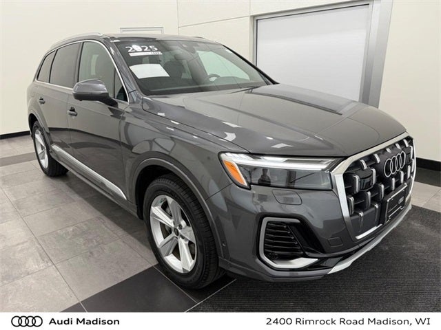 2025 Audi Q7 45 Premium quattro