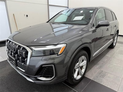 2025 Audi Q7 45 Premium quattro