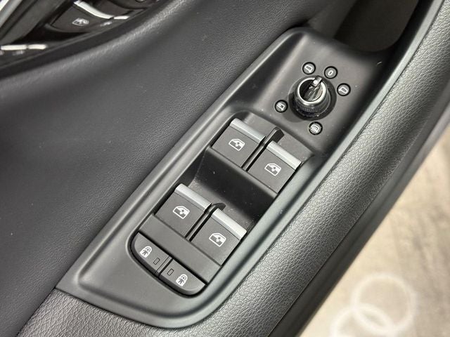 2025 Audi Q7 45 Premium quattro