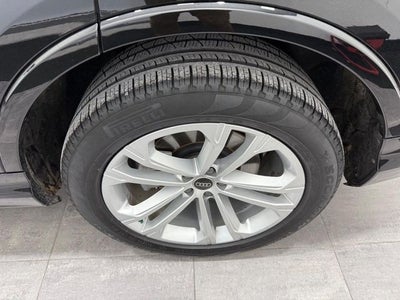 2025 Audi Q7 45 Premium quattro