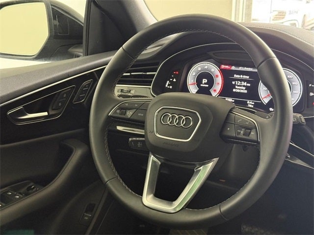 2025 Audi Q8 55 Premium quattro