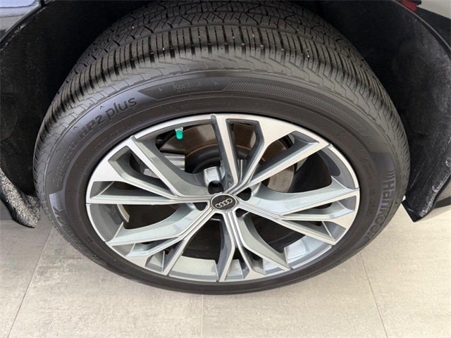 2025 Audi Q8 55 Premium quattro