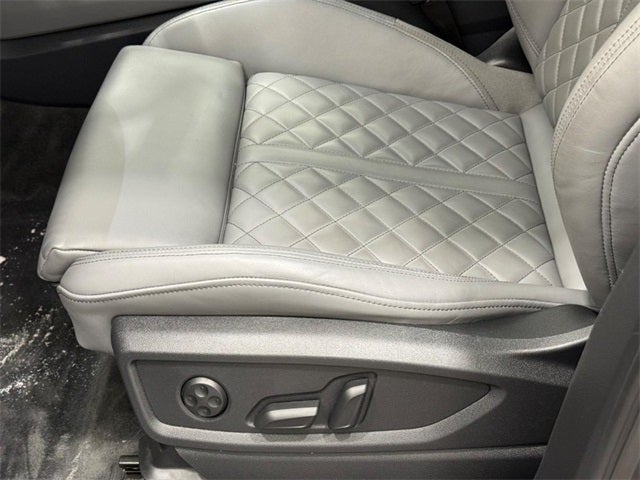 2023 Audi SQ5 Prestige quattro