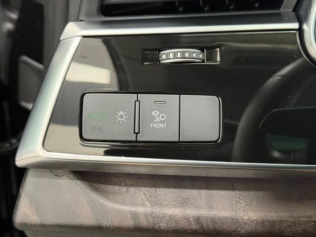 2023 Audi Q8 55 Premium Plus quattro