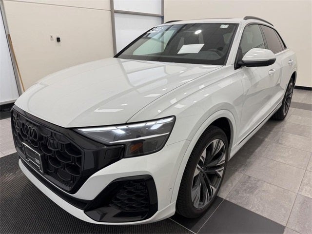 2025 Audi Q8 55 Premium Plus quattro