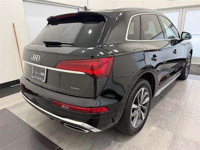 2025 Audi Q5 45 S line Premium quattro