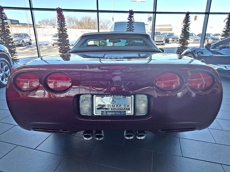 2003 Chevrolet Corvette Base