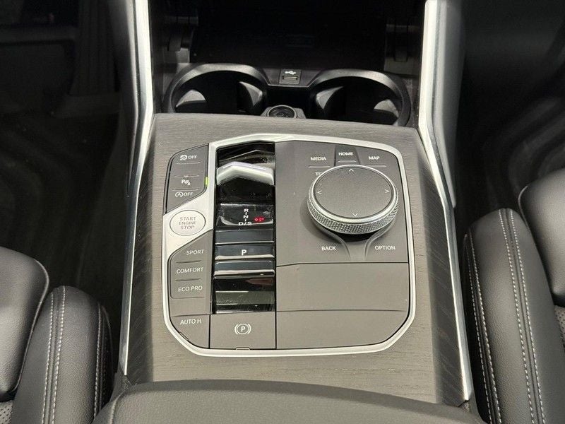 2024 BMW 3 Series 330i xDrive