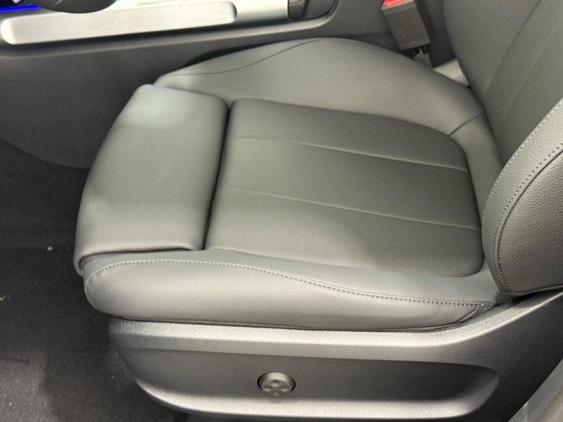 2025 Mercedes-Benz GLB GLB 250 4MATIC®