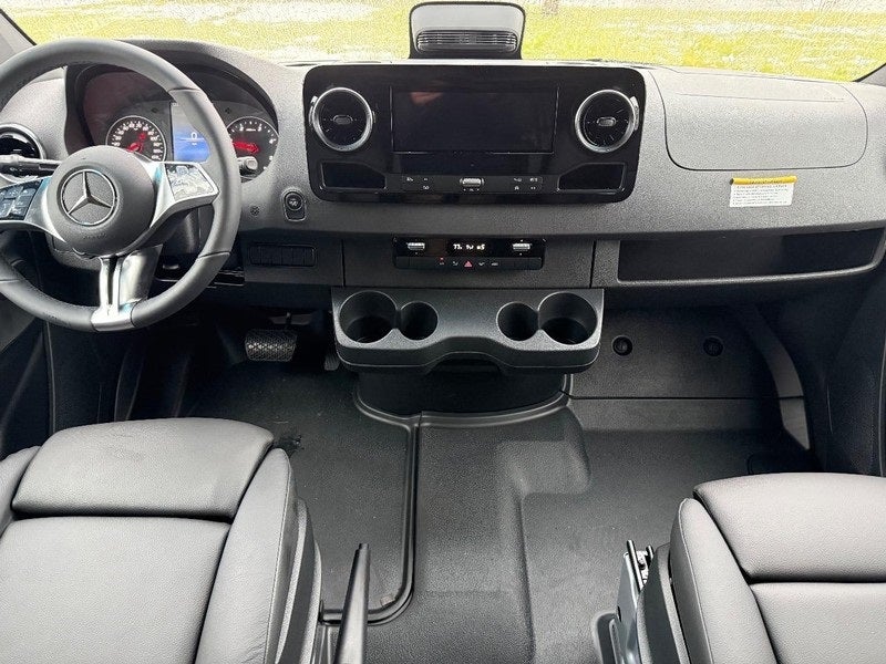 2026 Mercedes-Benz Sprinter 2500 Cargo 144 WB