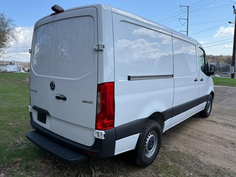2026 Mercedes-Benz Sprinter 2500 Cargo 144 WB