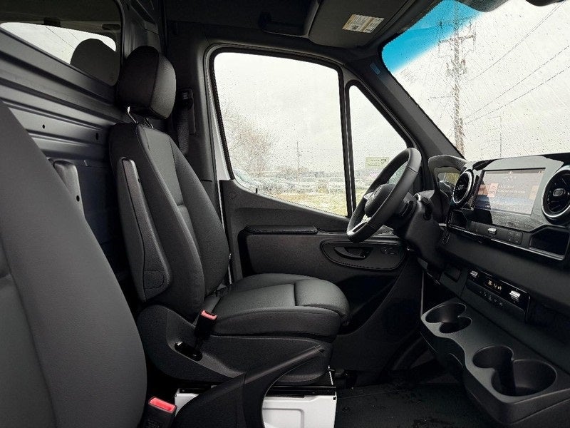 2026 Mercedes-Benz Sprinter 2500 Cargo 170 WB High Roof