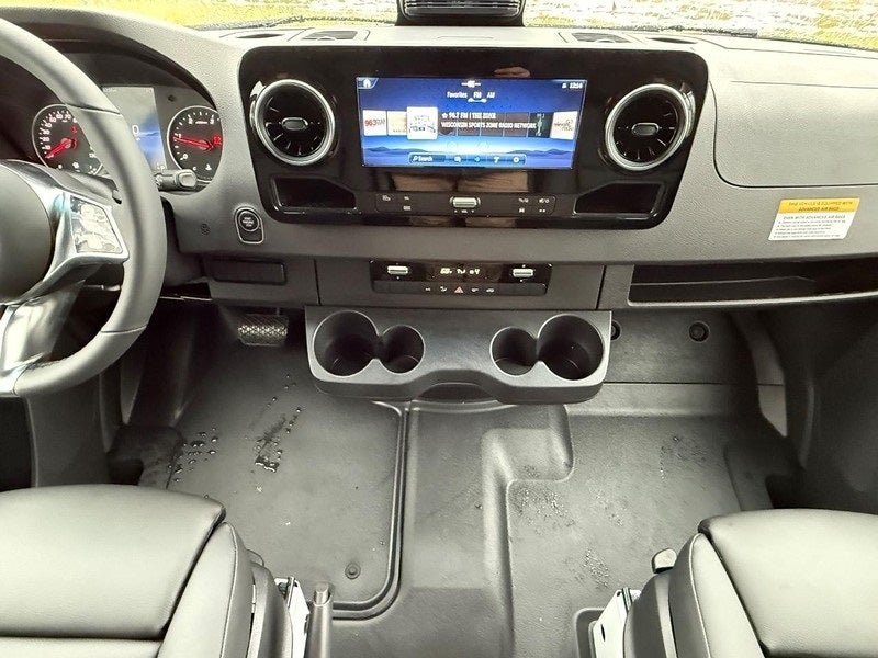 2026 Mercedes-Benz Sprinter 2500 Cargo 170 WB High Roof