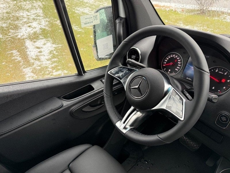 2026 Mercedes-Benz Sprinter 2500 Cargo 170 WB High Roof