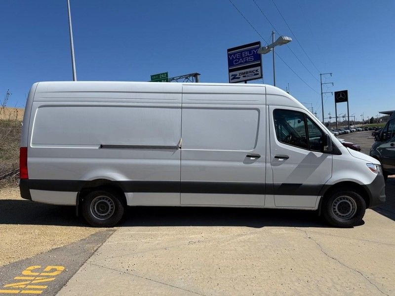2025 Mercedes-Benz Sprinter 2500 Cargo 170 WB High Roof