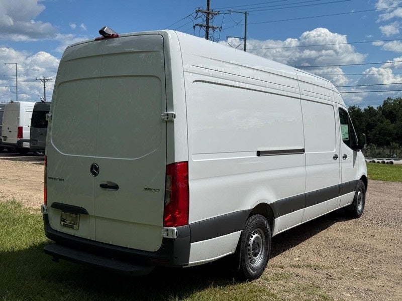 2025 Mercedes-Benz Sprinter 2500 Cargo 170 WB High Roof