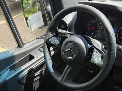 2025 Mercedes-Benz Sprinter 2500 Cargo 170 WB High Roof