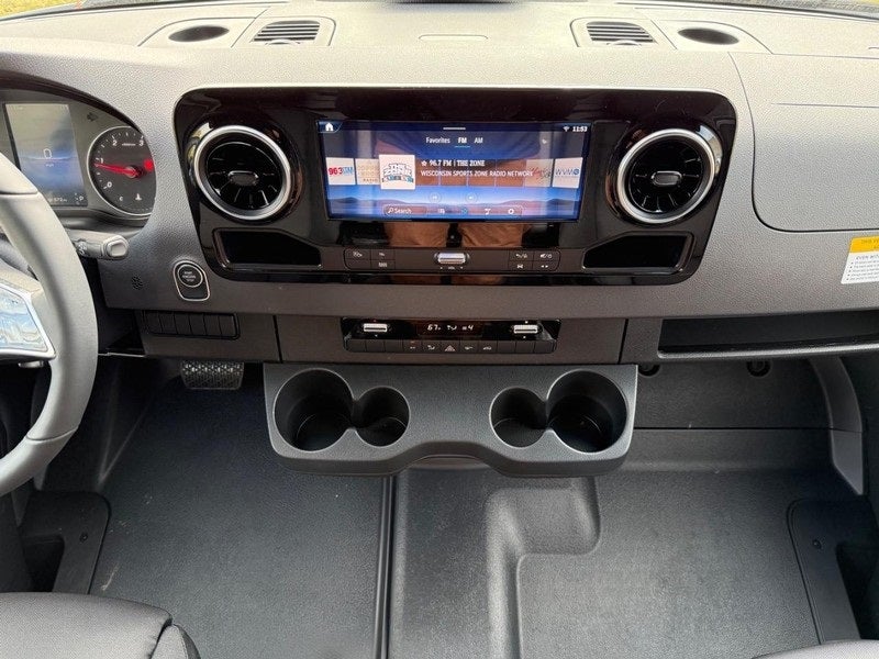 2026 Mercedes-Benz Sprinter 2500 Cargo 144 WB