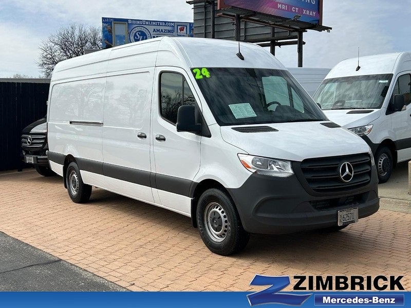 2024 Mercedes-Benz Sprinter 2500 Cargo 170 WB High Roof