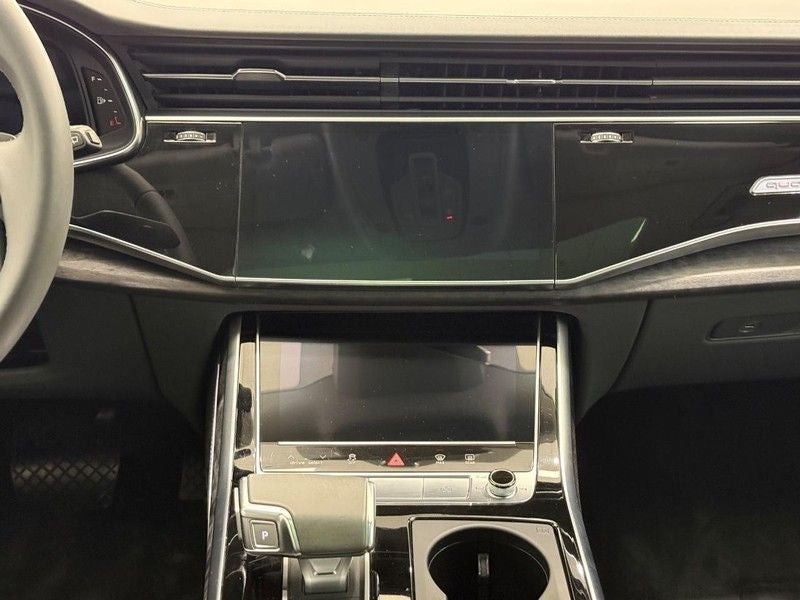 2021 Audi Q8 55 Prestige quattro