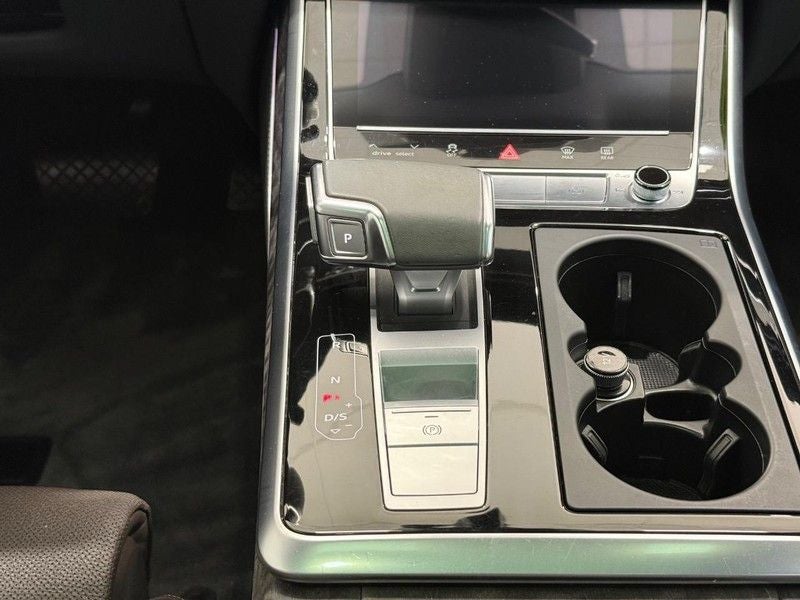 2021 Audi Q8 55 Prestige quattro