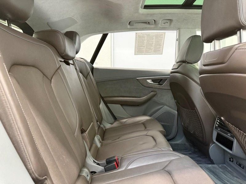 2021 Audi Q8 55 Prestige quattro