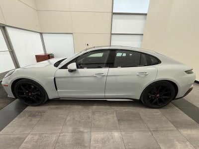 2026 Porsche Panamera 4