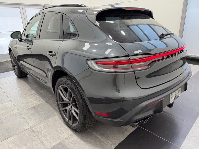 2025 Porsche Macan T