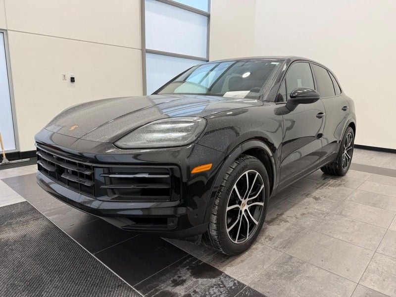 2025 Porsche Cayenne AWD