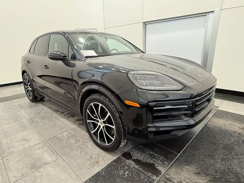 2025 Porsche Cayenne AWD