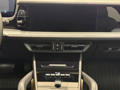 2025 Porsche Cayenne AWD