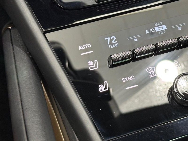 2025 Porsche Cayenne AWD