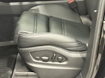 2025 Porsche Cayenne AWD