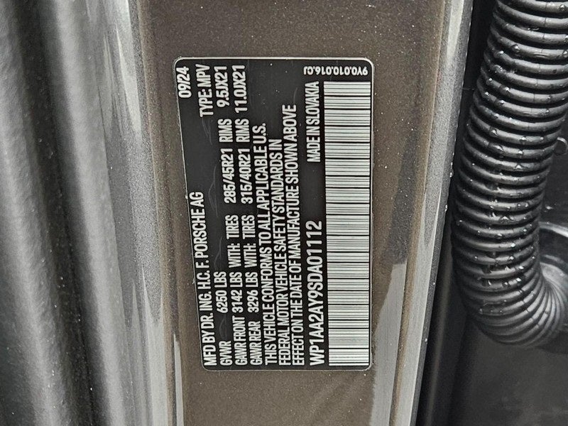 2025 Porsche Cayenne AWD