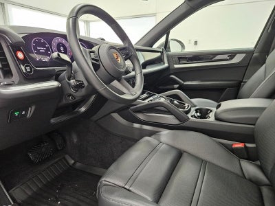 2025 Porsche Cayenne AWD