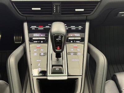 2023 Porsche Cayenne S