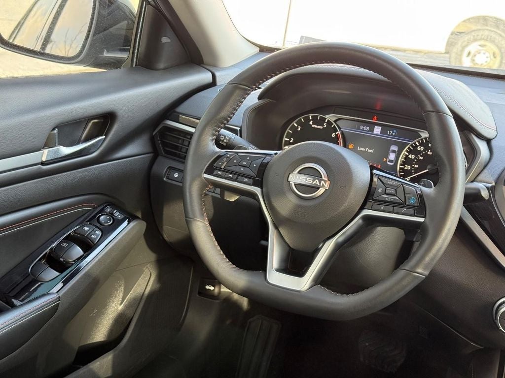 2023 Nissan Altima 2.0 SR