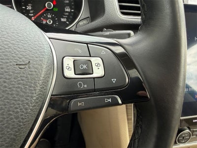 2017 Volkswagen Passat 1.8T SE