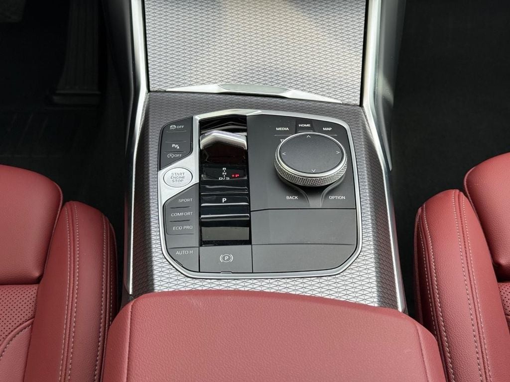 2025 BMW 3 Series 330i xDrive