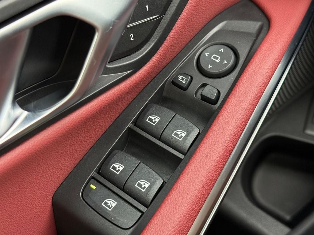 2025 BMW 3 Series 330i xDrive