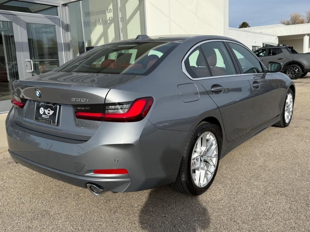 2025 BMW 3 Series 330i xDrive