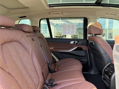 2023 BMW X7 xDrive40i
