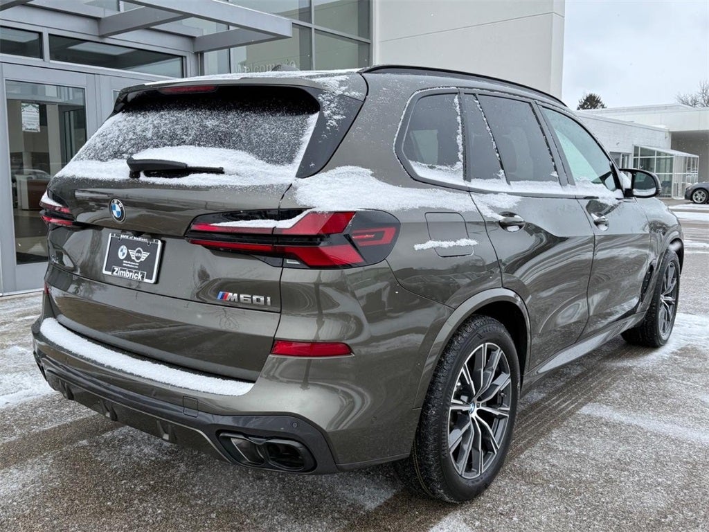 2025 BMW X5 M60i